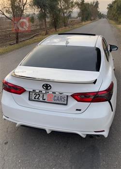 تۆیۆتا کامری